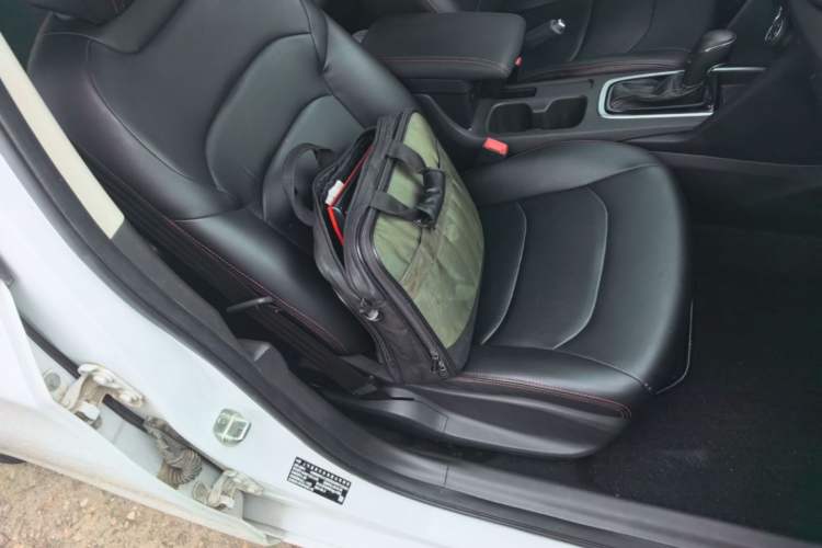 Used Chevrolet Cavalier 2019 320 Automatic Enjoyment with Sunroof Right Front Seat