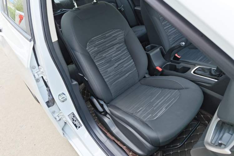 Used Chevrolet Cavalier 2019 320 Automatic Enjoyment with Sunroof Right Front Seat