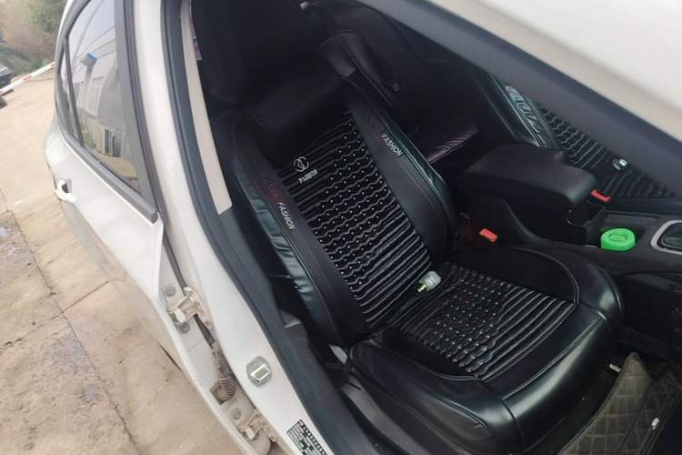 Used Chevrolet Cavalier 2019 320 Automatic Enjoyment with Sunroof Right Front Seat