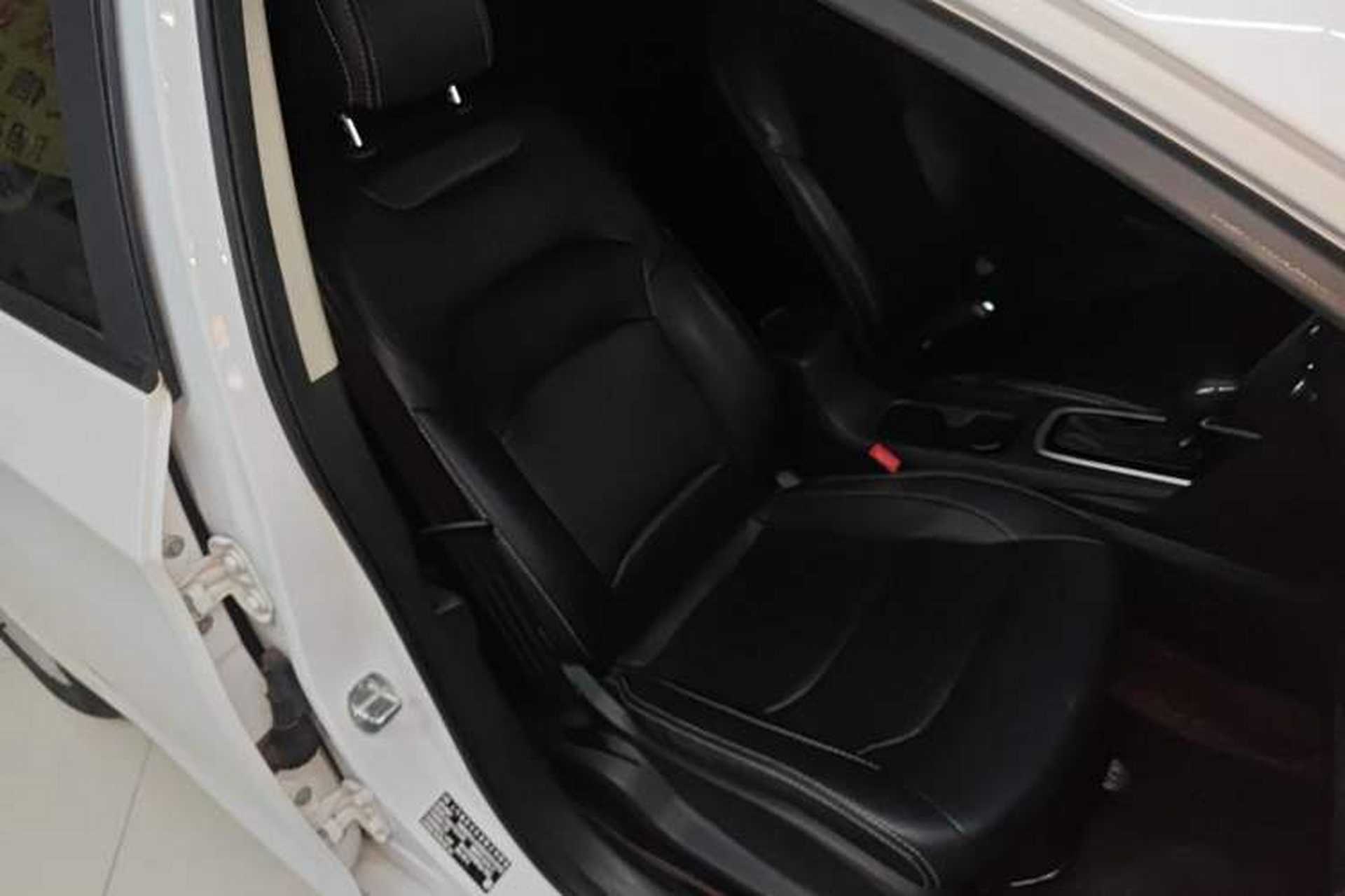 Used Chevrolet Cavalier 2019 320 Automatic Enjoyment with Sunroof Right Front Seat
