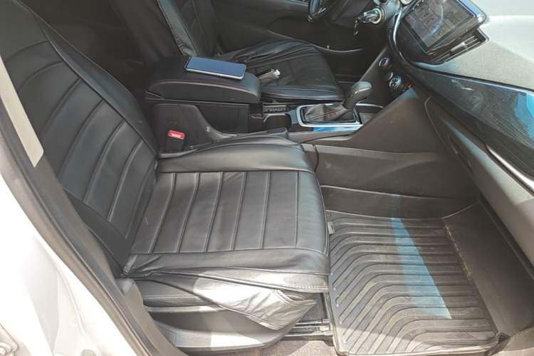 Used Chevrolet Cavalier 2019 320 Automatic Enjoyment with Sunroof Right Front Seat