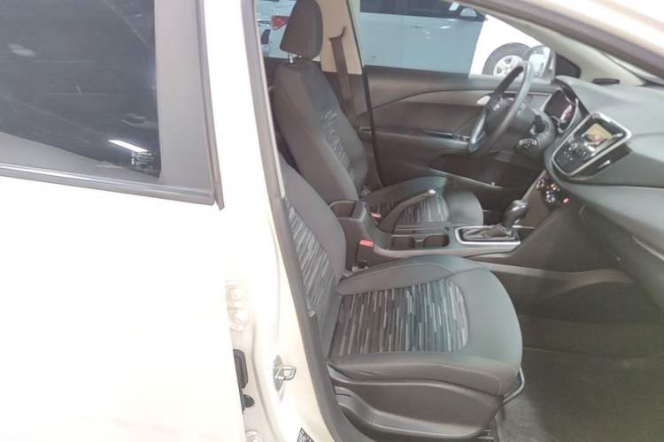 Used Chevrolet Cavalier 2019 320 Automatic Enjoyment Edition Right Front Seat
