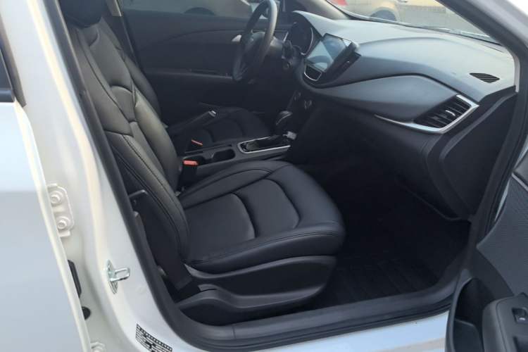 Used Chevrolet Cavalier 2019 320 Automatic Enjoyment with Sunroof Right Front Seat
