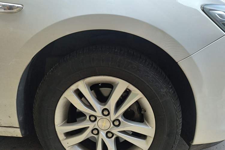 Used Chevrolet Cavalier 2019 320 Automatic Xinyue Edition Right Front Wheel Hub