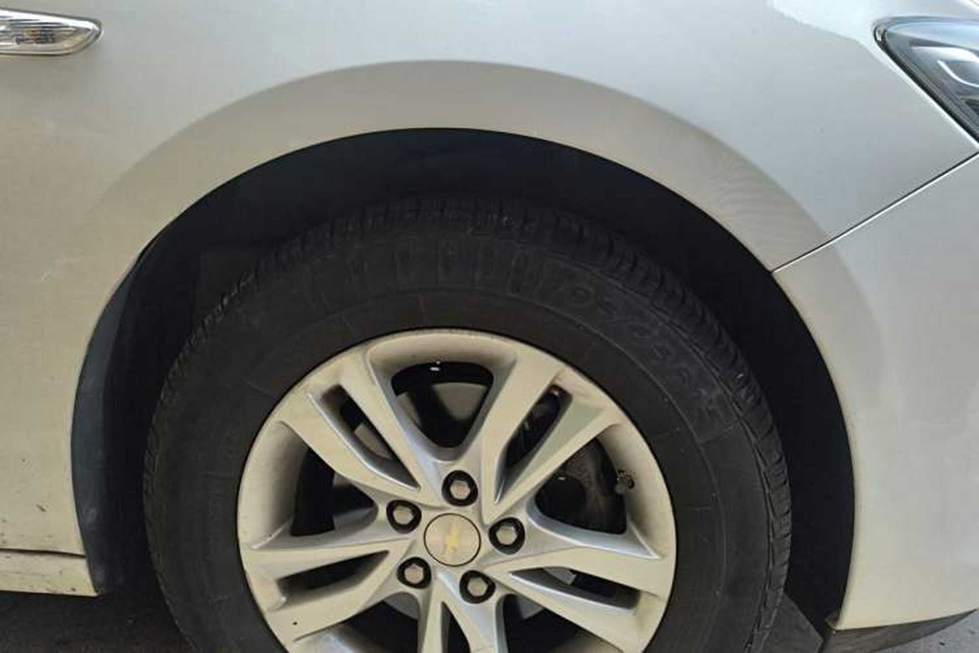 Used Chevrolet Cavalier 2019 320 Automatic Xinyue Edition Right Front Wheel Hub