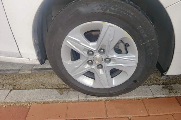 Used Chevrolet Cavalier 2019 320 Manual Enjoyment Edition Right Front Wheel Hub