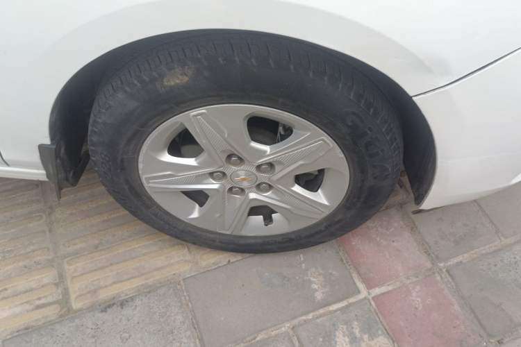 Used Chevrolet Cavalier 2019 320 Automatic Enjoyment with Sunroof Right Front Wheel Hub
