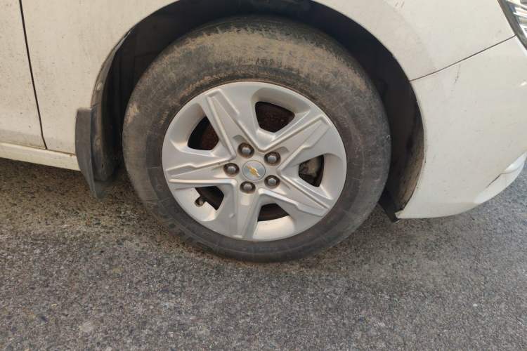Used Chevrolet Cavalier 2019 320 Automatic Enjoyment with Sunroof Right Front Wheel Hub