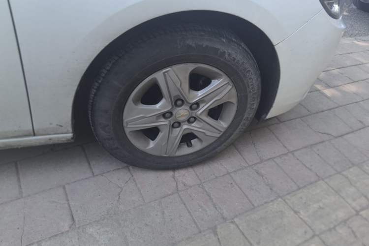 Used Chevrolet Cavalier 2019 320 Automatic Enjoyment with Sunroof Right Front Wheel Hub