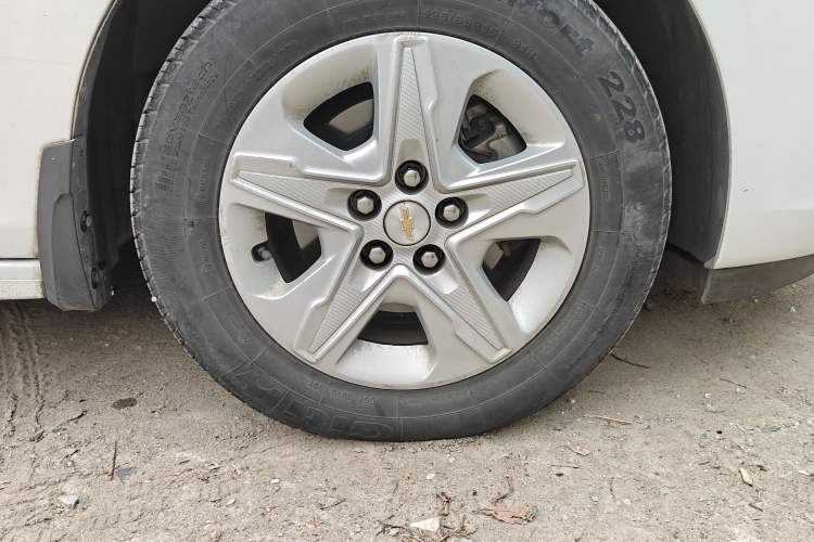 Used Chevrolet Cavalier 2019 320 Automatic Enjoyment Edition Right Front Wheel Hub