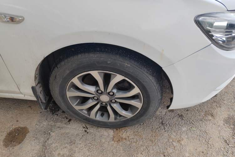 Used Chevrolet Cavalier 2019 320 Automatic Enjoyment Edition Right Front Wheel Hub
