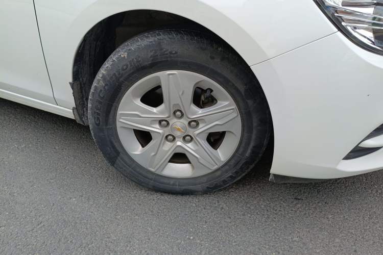 Used Chevrolet Cavalier 2019 320 Manual Enjoyment Edition Right Front Wheel Hub