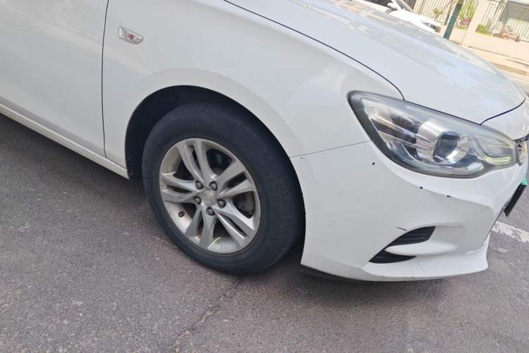 Used Chevrolet Cavalier 2019 320 Manual Xinyue Edition Right Front Wheel Hub