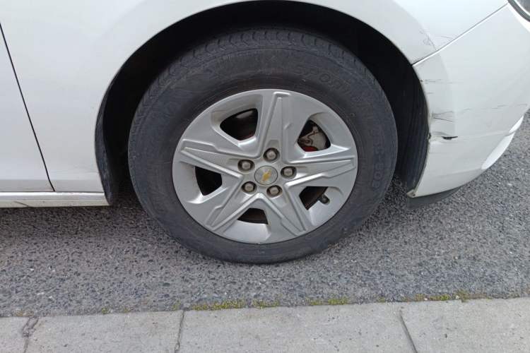 Used Chevrolet Cavalier 2019 320 Automatic Enjoyment with Sunroof Right Front Wheel Hub