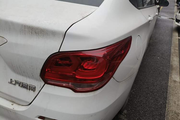 Used Chevrolet Cavalier 2019 320 Automatic Enjoyment with Sunroof Right Rear Taillight