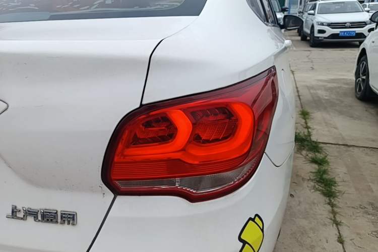 Used Chevrolet Cavalier 2019 320 Automatic Xinyue Edition Right Rear Taillight