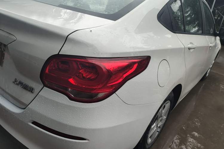 Used Chevrolet Cavalier 2019 320 Automatic Enjoyment with Sunroof Right Rear Taillight