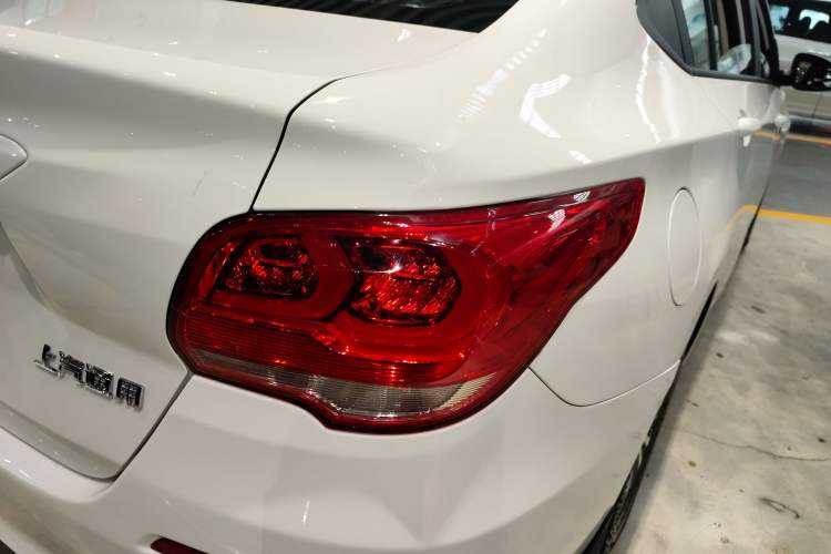 Used Chevrolet Cavalier 2019 320 Automatic Enjoyment with Sunroof Right Rear Taillight
