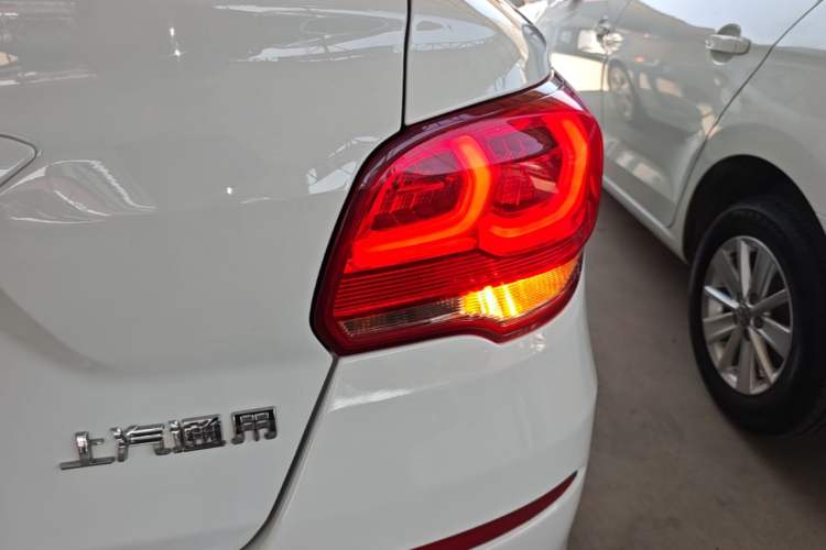 Used Chevrolet Cavalier 2019 320 Automatic Enjoyment with Sunroof Right Rear Taillight