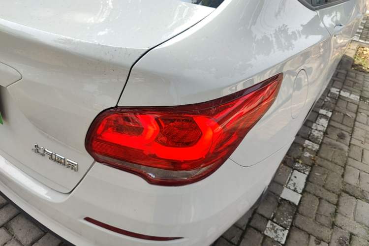 Used Chevrolet Cavalier 2019 320 Automatic Enjoyment with Sunroof Right Rear Taillight