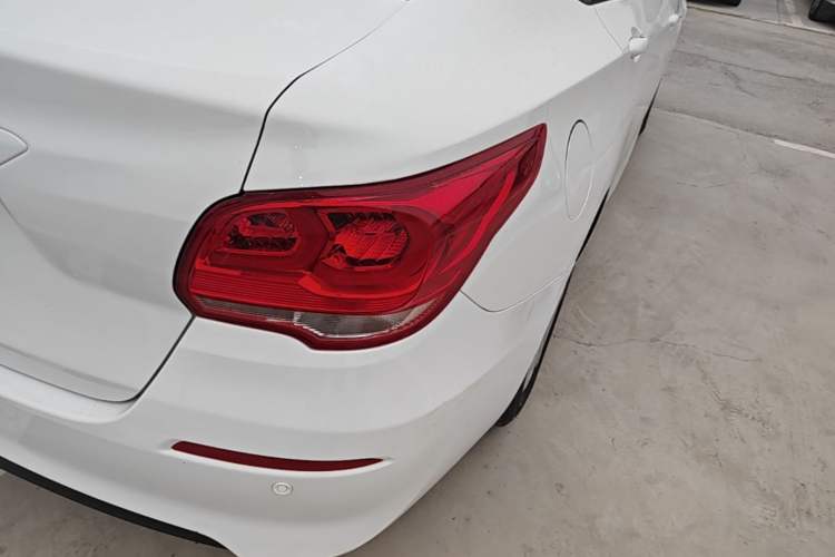 Used Chevrolet Cavalier 2019 320 Automatic Enjoyment with Sunroof Right Rear Taillight