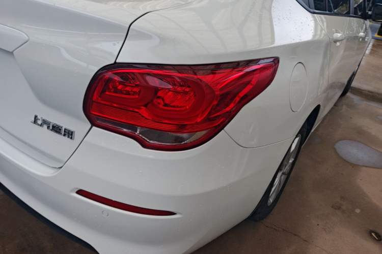 Used Chevrolet Cavalier 2019 320 Automatic Xinyue Edition Right Rear Taillight