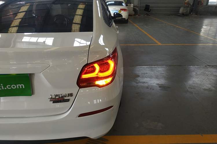 Used Chevrolet Cavalier 2019 320 Automatic Enjoyment with Sunroof Right Rear Taillight