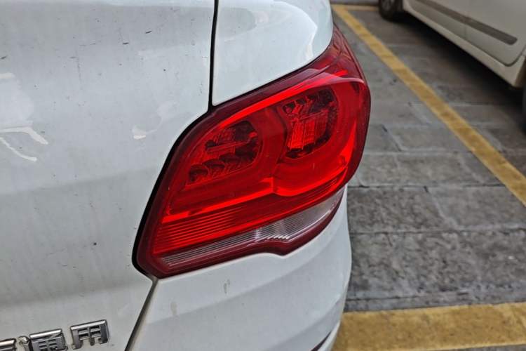 Used Chevrolet Cavalier 2019 320 Automatic Xinyue Edition Right Rear Taillight