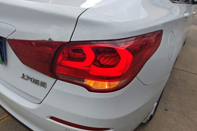 Used Chevrolet Cavalier 2019 320 Automatic Xinyue Edition Right Rear Taillight