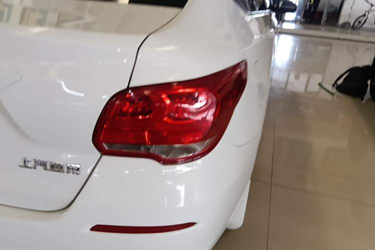 Used Chevrolet Cavalier 2019 320 Automatic Enjoyment with Sunroof Right Rear Taillight