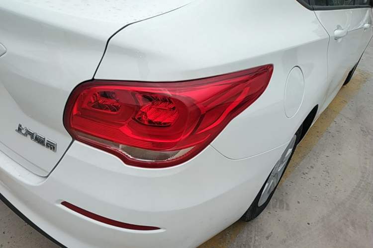 Used Chevrolet Cavalier 2019 320 Automatic Enjoyment with Sunroof Right Rear Taillight