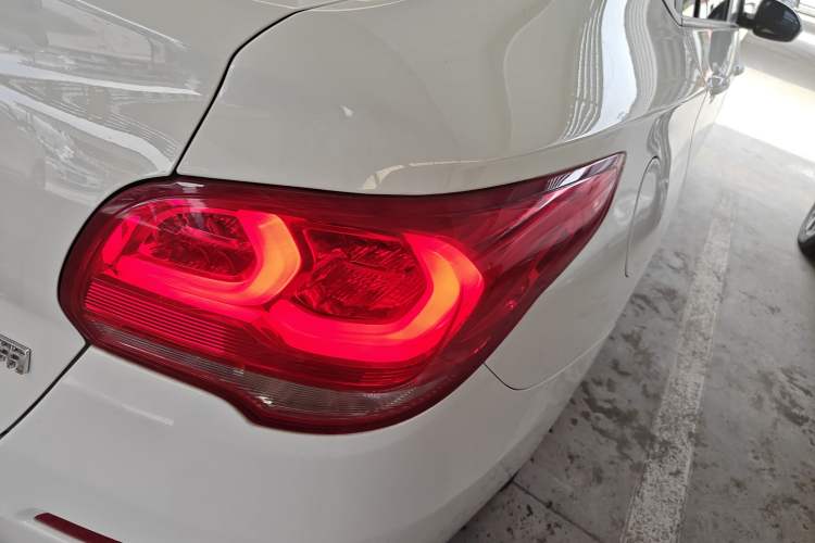Used Chevrolet Cavalier 2019 320 Automatic Enjoyment with Sunroof Right Rear Taillight