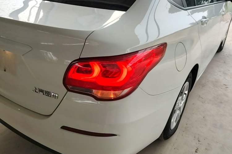 Used Chevrolet Cavalier 2019 320 Automatic Enjoyment with Sunroof Right Rear Taillight