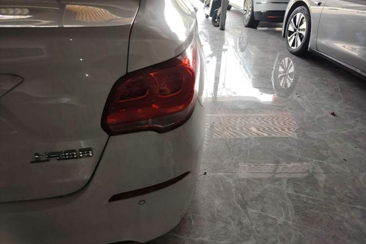 Used Chevrolet Cavalier 2019 320 Automatic Xinyue Edition Right Rear Taillight