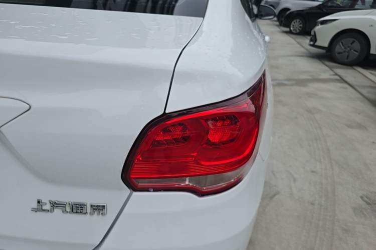 Used Chevrolet Cavalier 2019 320 Automatic Enjoyment with Sunroof Right Rear Taillight