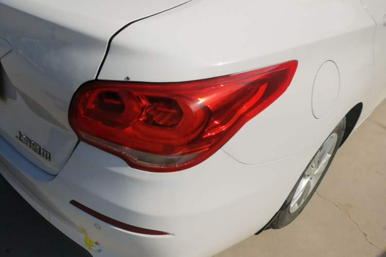 Used Chevrolet Cavalier 2019 320 Automatic Xinyue Edition Right Rear Taillight