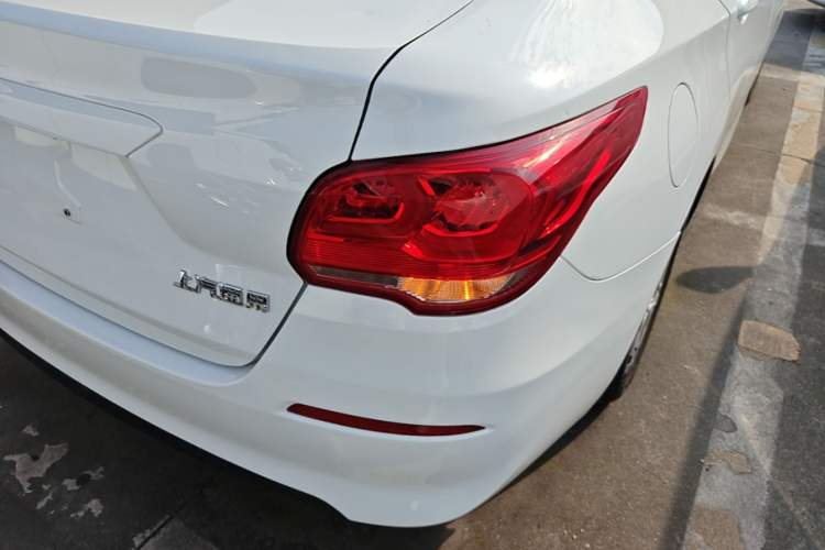 Used Chevrolet Cavalier 2019 320 Automatic Enjoyment with Sunroof Right Rear Taillight