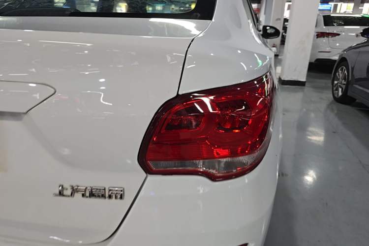 Used Chevrolet Cavalier 2019 320 Automatic Enjoyment with Sunroof Right Rear Taillight
