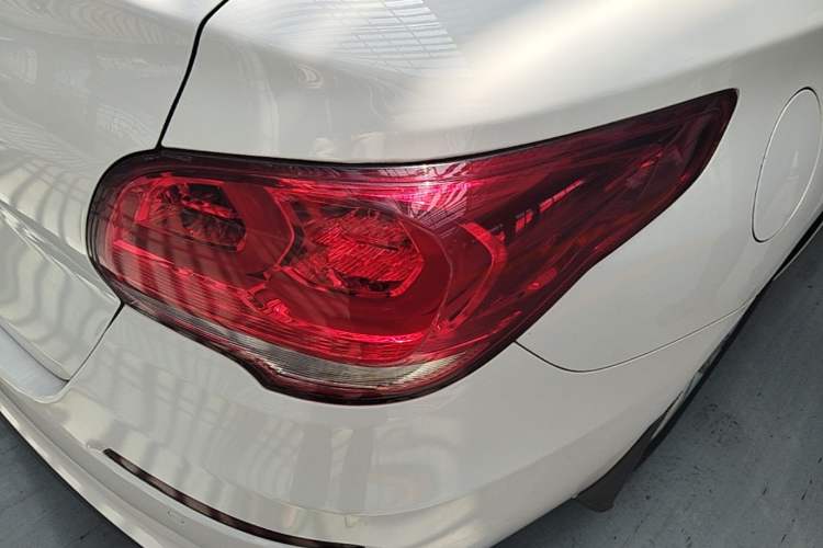 Used Chevrolet Cavalier 2019 320 Automatic Xinyue Edition Right Rear Taillight
