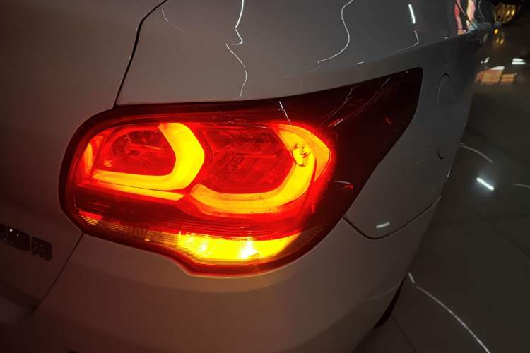 Used Chevrolet Cavalier 2019 320 Automatic Enjoyment with Sunroof Right Rear Taillight