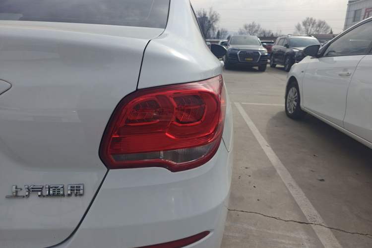 Used Chevrolet Cavalier 2019 320 Automatic Enjoyment with Sunroof Right Rear Taillight