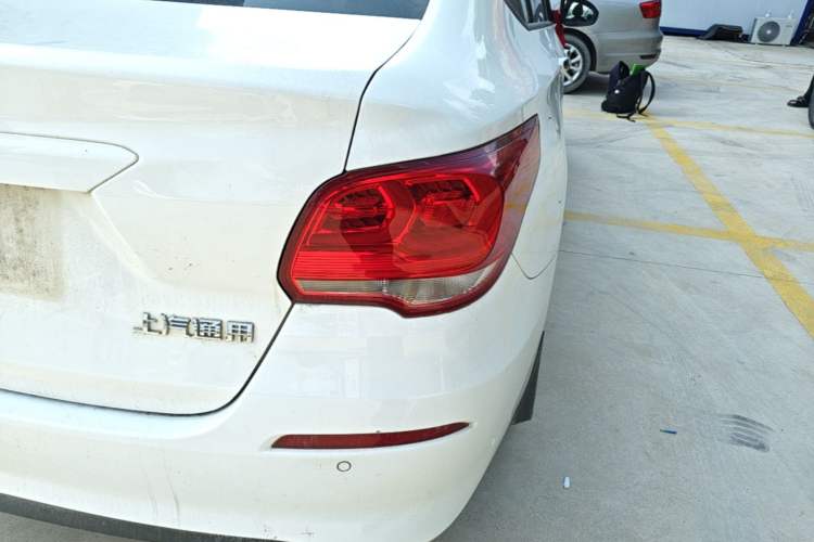 Used Chevrolet Cavalier 2019 320 Manual Xinyue Edition Right Rear Taillight