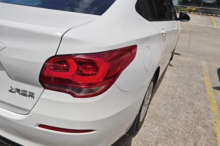 Used Chevrolet Cavalier 2019 320 Automatic Enjoyment with Sunroof Right Rear Taillight
