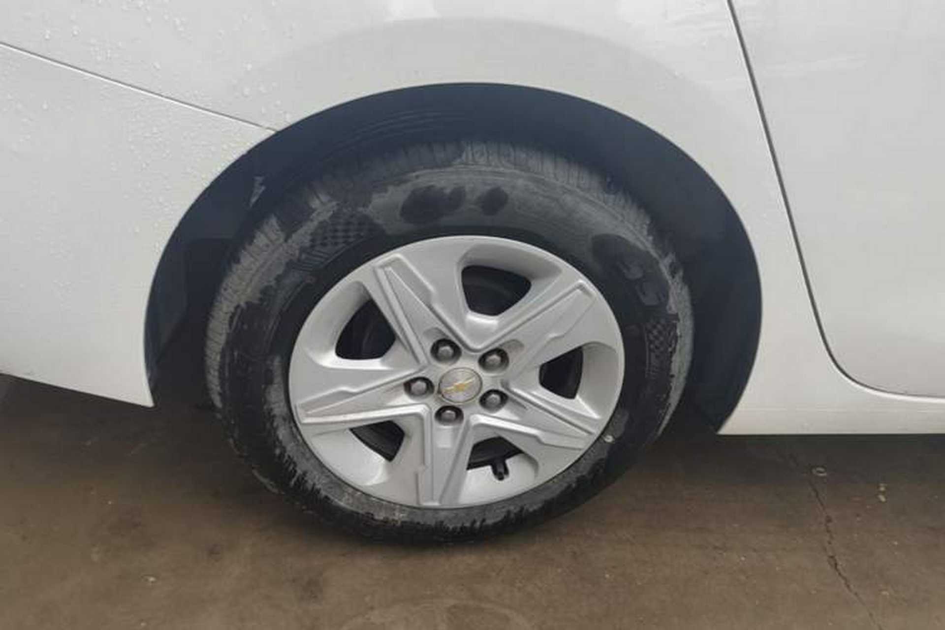 Used Chevrolet Cavalier 2019 320 Automatic Enjoyment with Sunroof Right Rear Wheel Hub