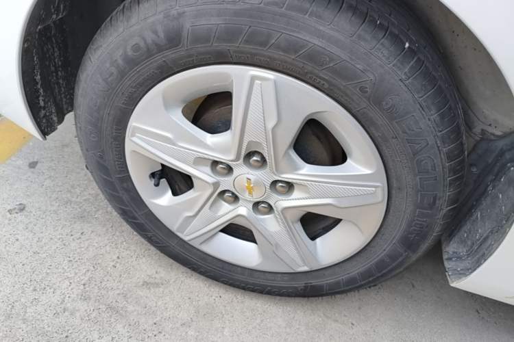 Used Chevrolet Cavalier 2019 320 Automatic Enjoyment Edition Right Rear Wheel Hub