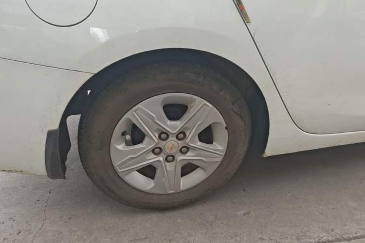 Used Chevrolet Cavalier 2019 320 Automatic Enjoyment with Sunroof Right Rear Wheel Hub
