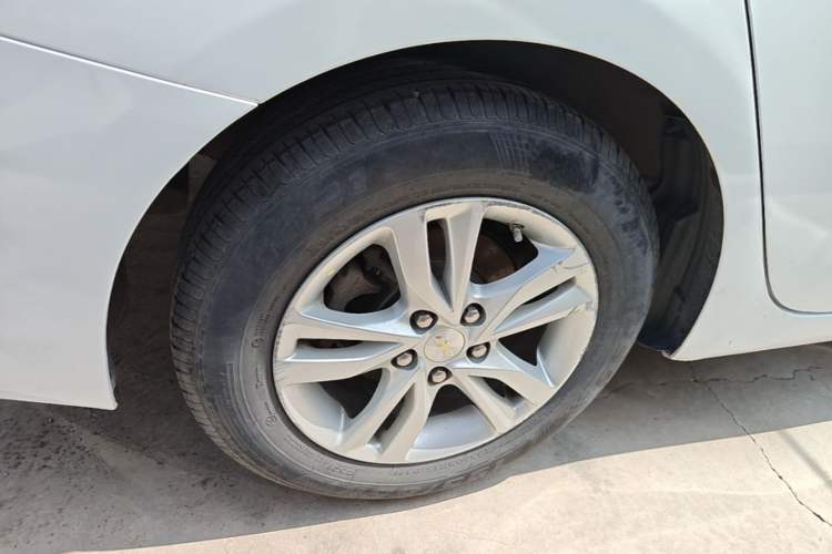 Used Chevrolet Cavalier 2019 320 Manual Xinyue Edition Right Rear Wheel Hub