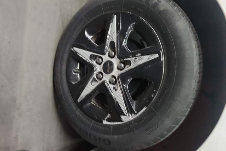 Used Chevrolet Cavalier 2019 320 Manual Enjoyment Edition Right Rear Wheel Hub