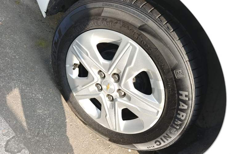 Used Chevrolet Cavalier 2019 320 Automatic Enjoyment with Sunroof Right Rear Wheel Hub