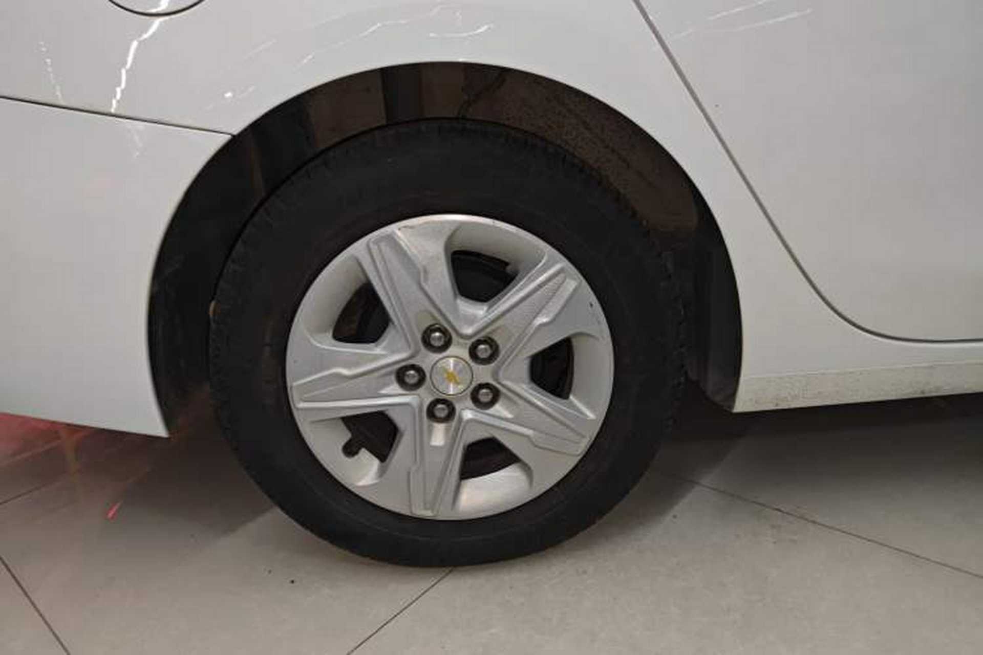 Used Chevrolet Cavalier 2019 320 Automatic Enjoyment with Sunroof Right Rear Wheel Hub